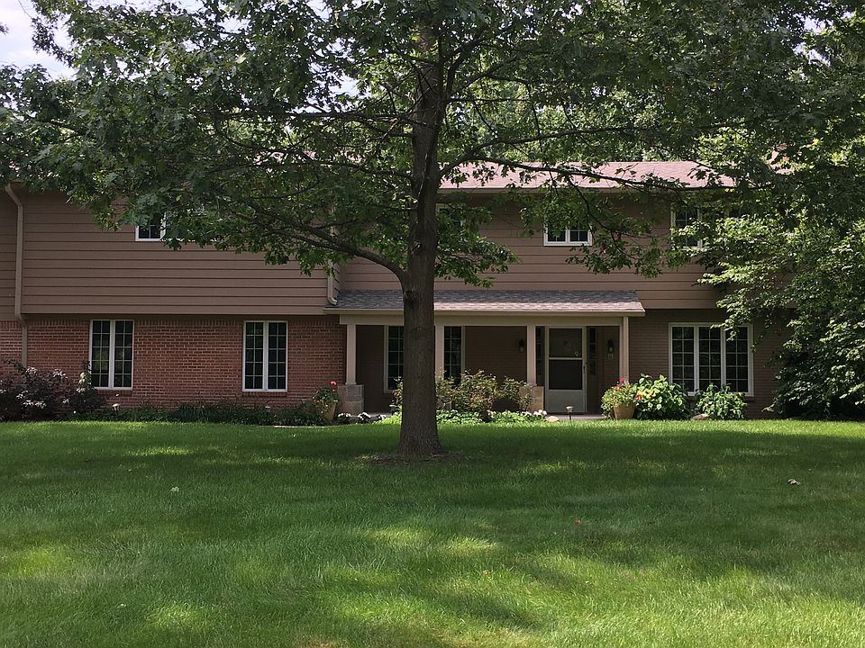 2nd image of 23 Bennett Rd