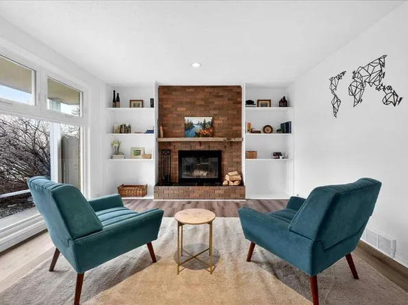 611 N Lake Linnet Cres SE, Calgary, AB T2J 2J3