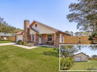 2176 Calle De Cantabria, Navarre, FL 32566