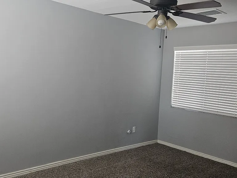 7426 E Holly St — Photo 12