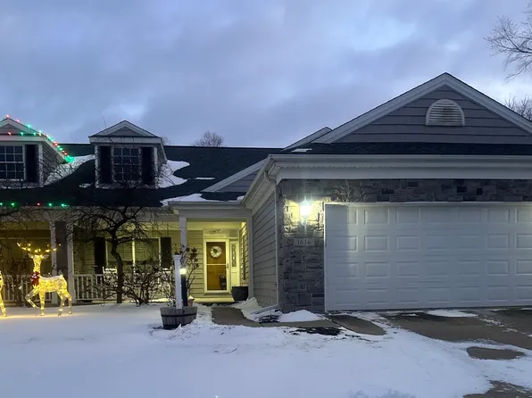 1636 Cobblefield Rd, Champaign, IL 61822