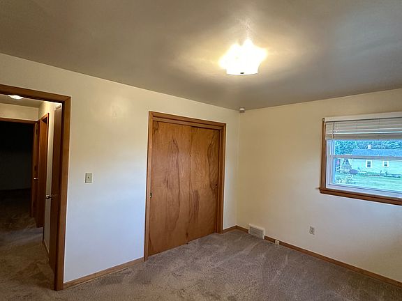 5th image of 2218 Duane Ave NW #2218