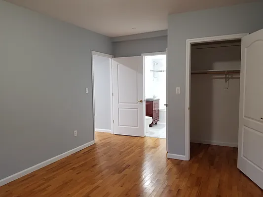 Rented by Metropolis International Realty Inc. | media 17