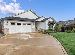 368 Hillegas Ave, Creswell, OR 97426