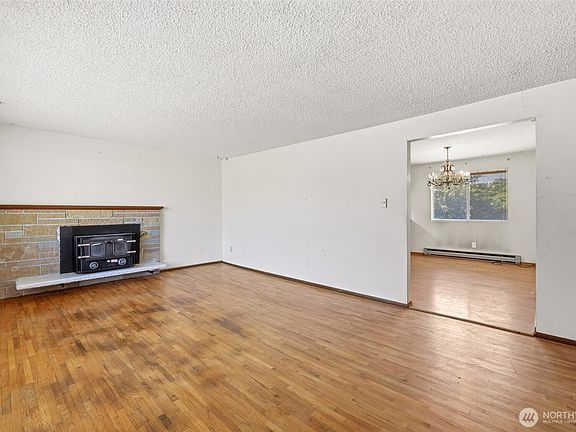5th image of 804 94th Street SE