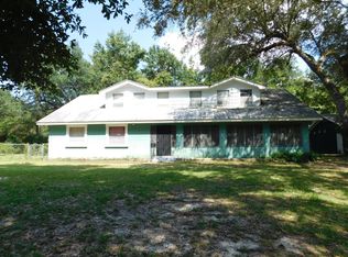 2718 Brumbaugh Rd, Ocean Springs, MS 39564
