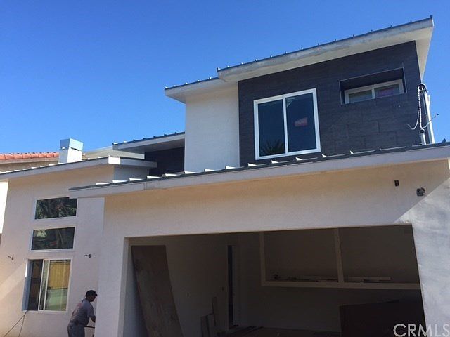 1st image of 1114 Stanford Ave
