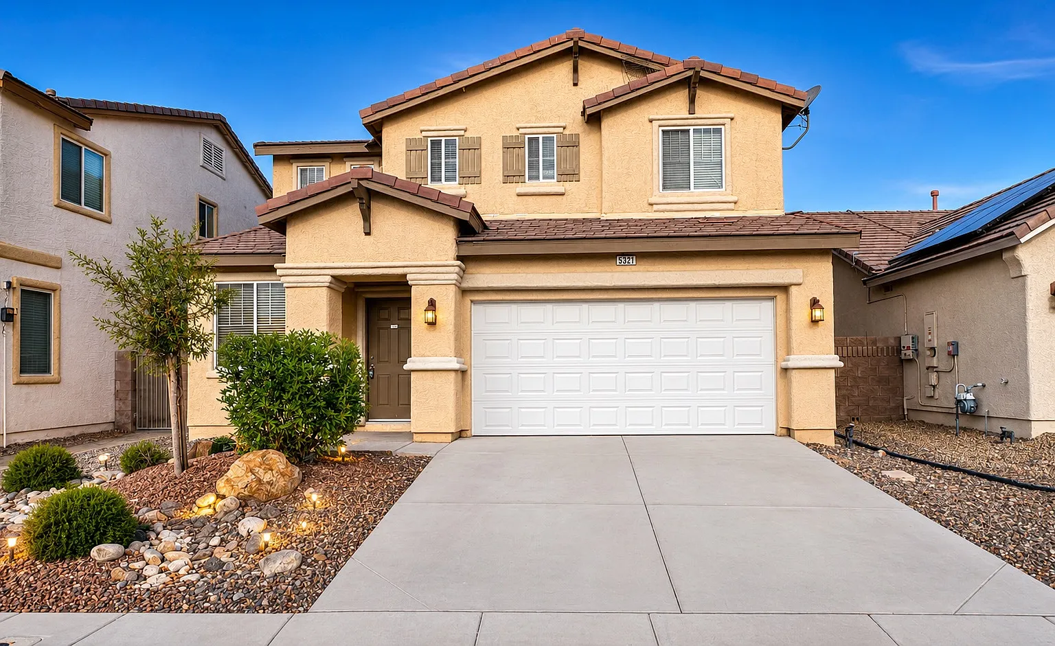 Renovated 4-Bedroom Home in North Las Vegas. — Photo 1