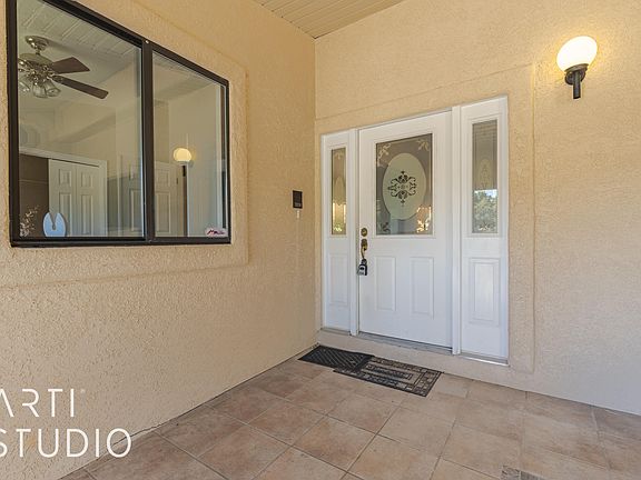 3rd image of 518 W Del Mar Dr