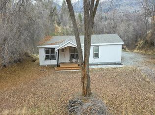 329 E Franklin St, Chelan, WA 98816