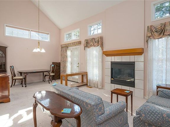 4th image of 19260 Hidden Woods Ln