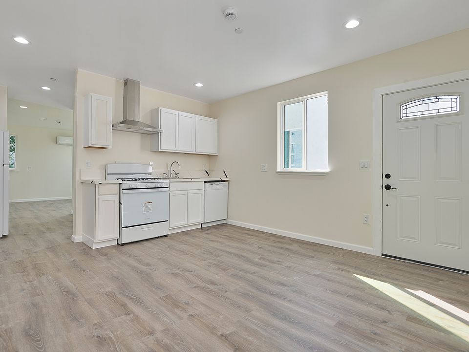 1st image of 373 2nd Ave #1B
