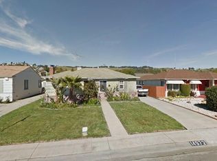 2010 Manoa Rd, Honolulu, HI 96822