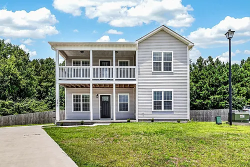 221 Robert Alan Dr Photo 1