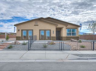 53 Vista Del Cerro Dr, Los Lunas, NM 87031