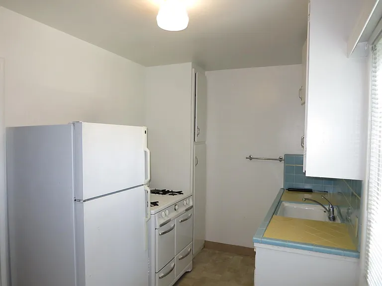 1325 O St — Photo 9