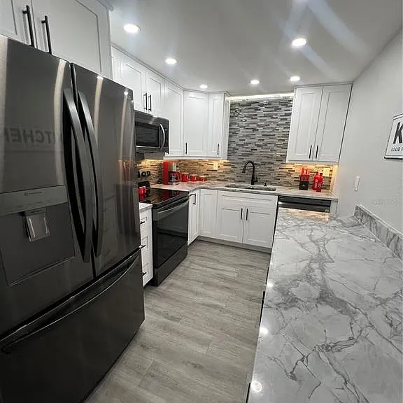 10216 Regal Dr #201 — Photo 2