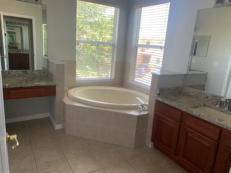 10853 Cory Lake Dr — Photo 16