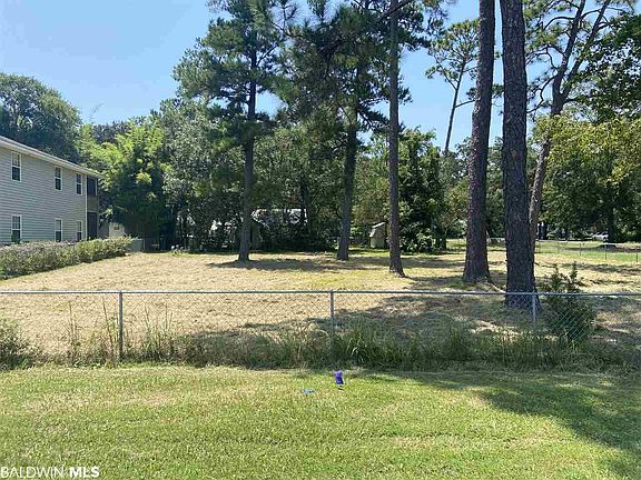 4th image of 27098 Magnolia Dr #A