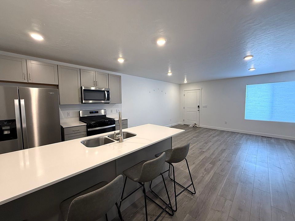 1st image of 3999 W Orinda Dr