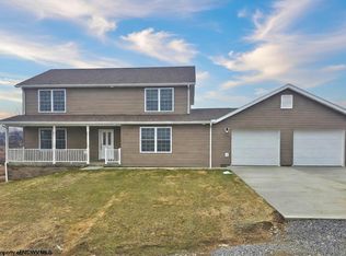 845 Auburn Ln, Flemington, WV 26347