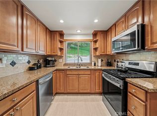 19439 Oak Crossing Rd, Santa Clarita, CA 91321