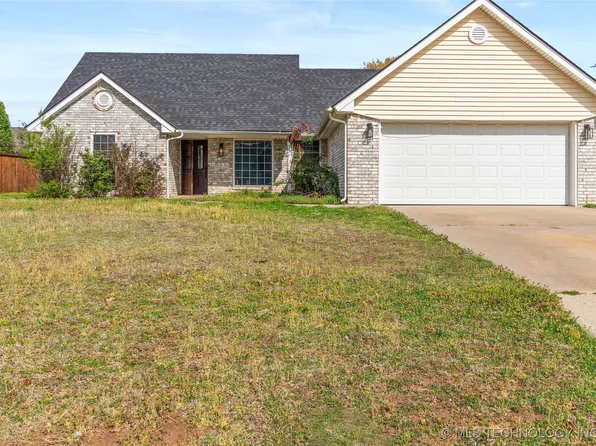 2912 Eastgate Dr, Seminole, OK 74868