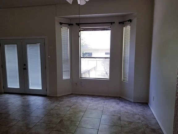 5th image of 2214 Tanglevine Dr