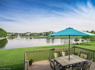 1319 Golden Leaf Ln, Schererville, IN 46375