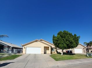 204 Acapulco Dr, Imperial, CA 92251