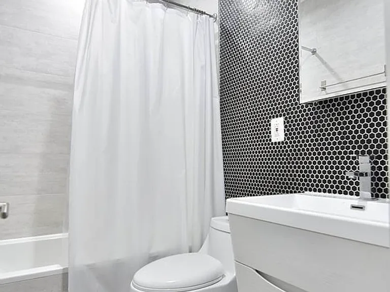568 W 192nd St #32 — Photo 11