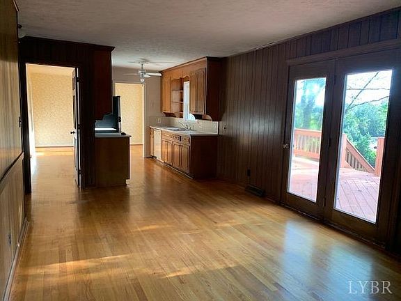 5th image of 105 Buckingham Dr