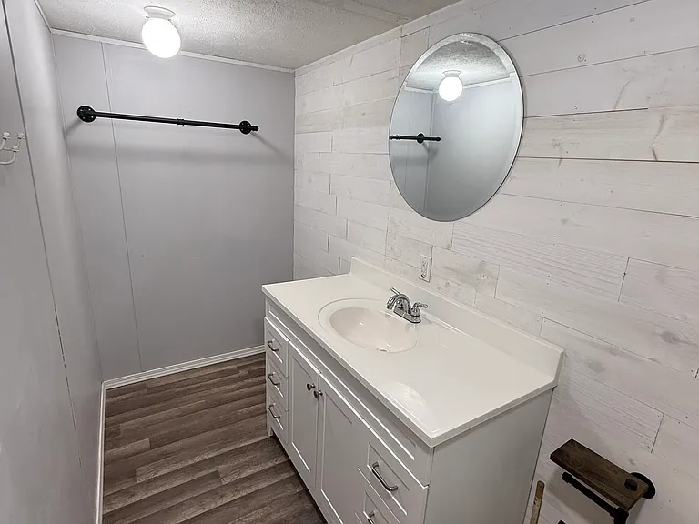 157A Hahn St — Photo 11