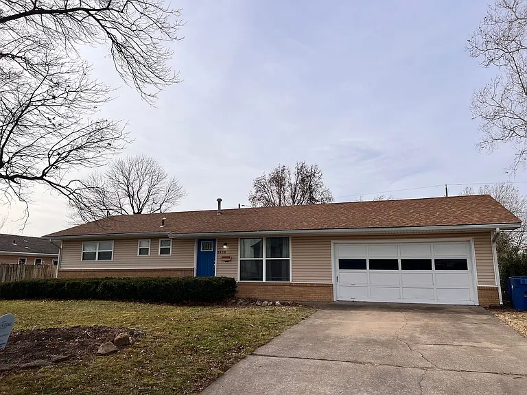2438 Texas Ave — Photo 1