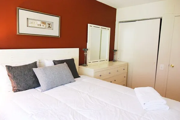 Rented by Keller Williams NYC | media 16