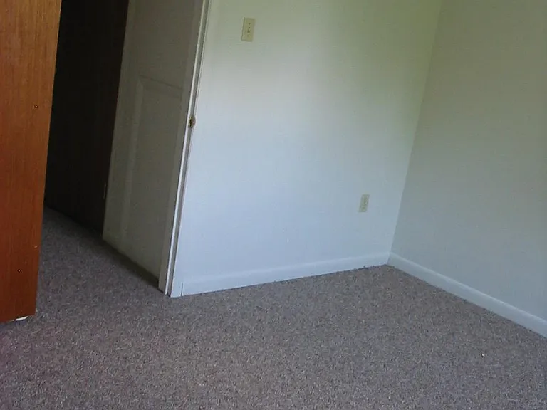 334 Main St #B4 — Photo 2