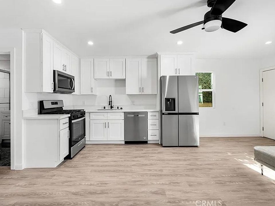 2nd image of 4851 Faculty Ave #B