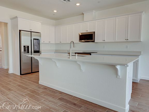 3rd image of 3433 N Gorma Ave