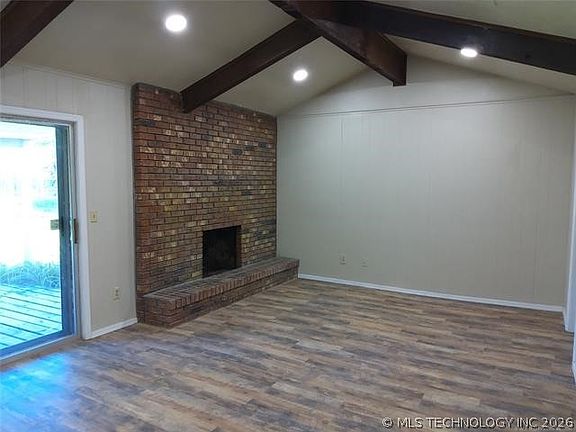 5th image of 11727 N 103rd East Ave