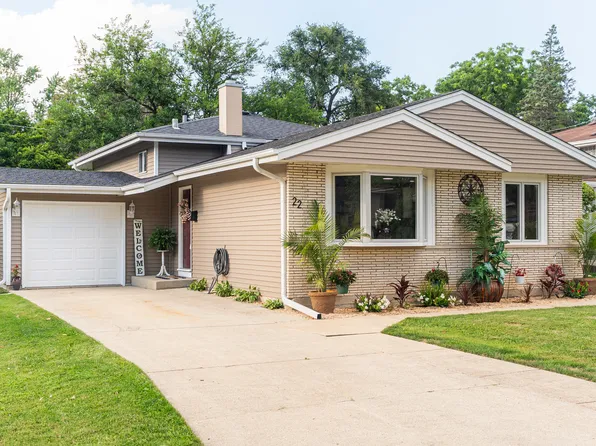 22 W Prairie Ave, Lombard, IL 60148