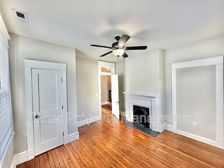 411 W 26th St — Photo 15