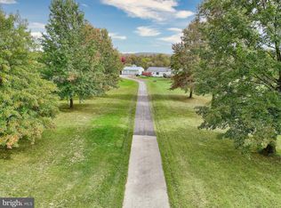 35 Chestnut Hill Rd, Dillsburg, PA 17019