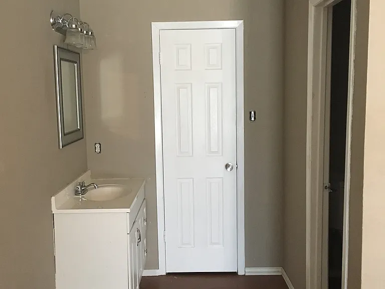 1213 Elm Ct — Photo 19