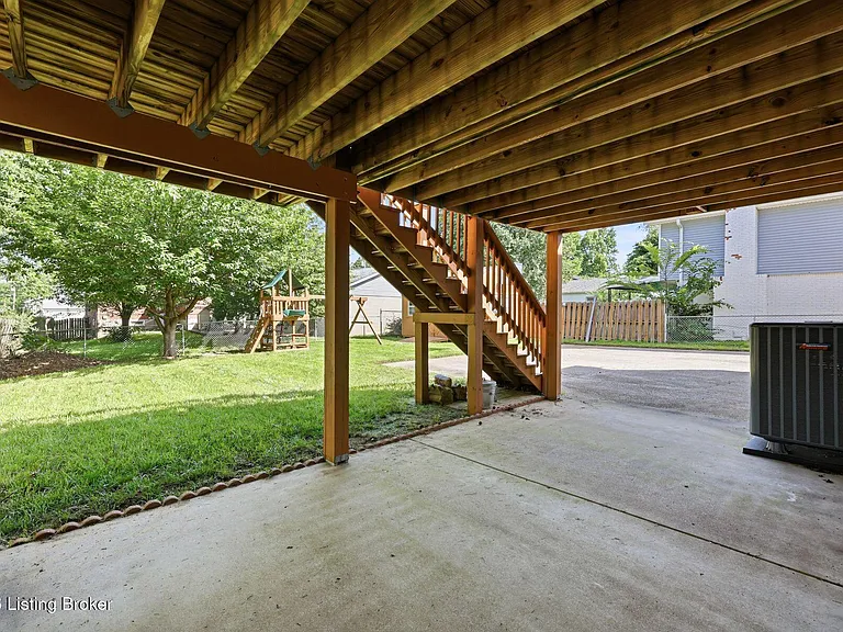 3605 Birnamwood Ct — Photo 39