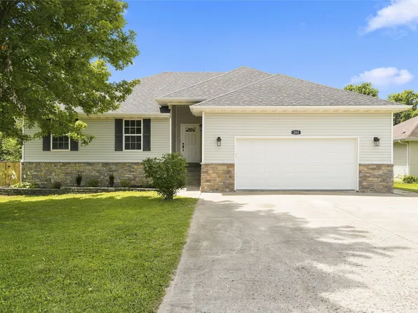 203 Penzance Street, Monett, MO 65708