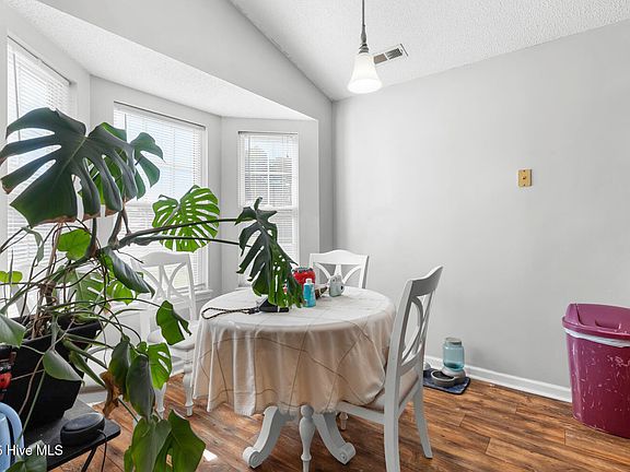 5th image of 3001 E Windgate Court