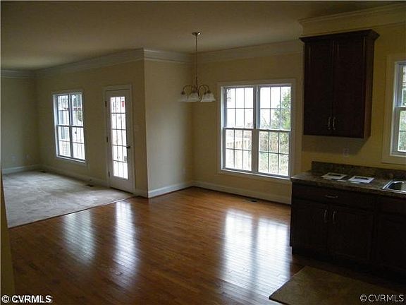 3rd image of 8000 Lawford Hills Court Gln