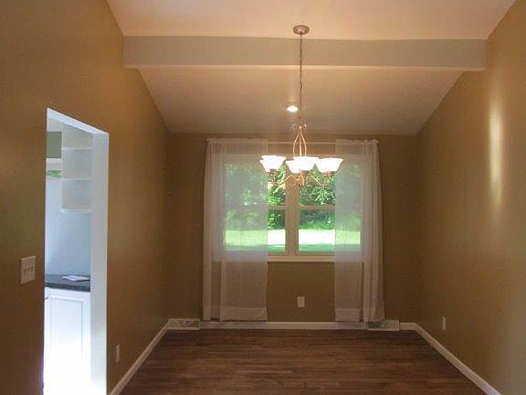 4th image of 9059 Old Meadow Dr
