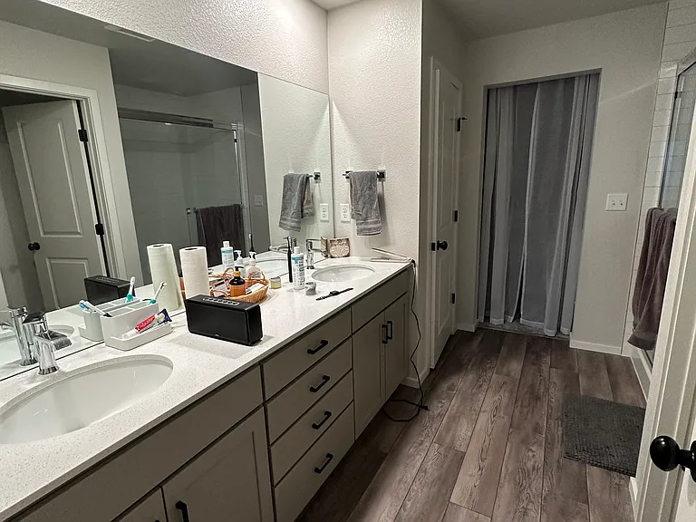 2944 Barnstormer St #4 — Photo 5