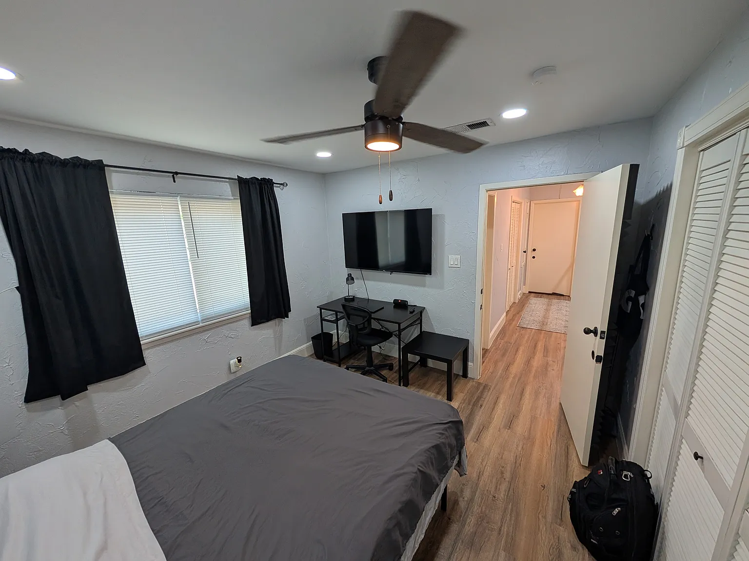 2 bed, 1411 sqft, $995 — Photo 2